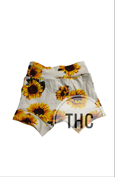 Sunflowers on cream Bummies